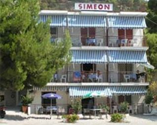 Simeon Hotel and Apartments